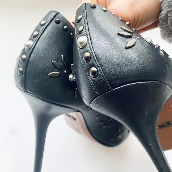 Coach Black Leather Prairie Rivet Waverly Pumps - Picture 7 of 8